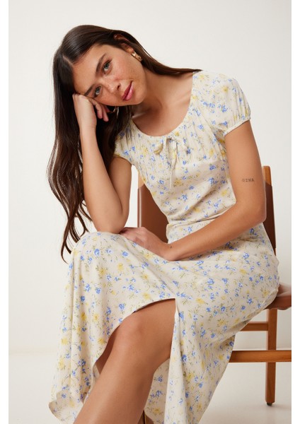 Çiçek Desenli Yazlık Viskon Elbise