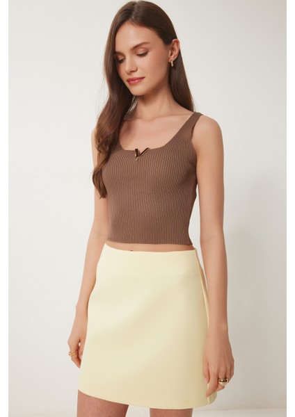 Gold Aksesuarlı Crop Fitilli Triko Bluz
