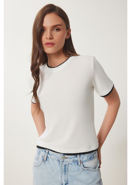 Kontrast Şerit Detaylı Örme T-Shirt