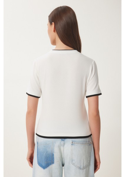 Kontrast Şerit Detaylı Örme T-Shirt