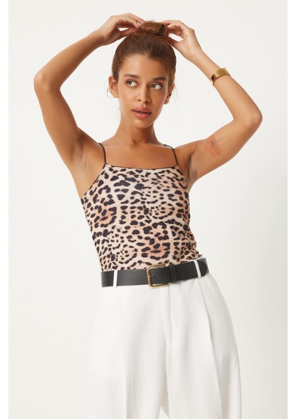 Leopar Desenli Ip Askılı Crop Örme Bluz