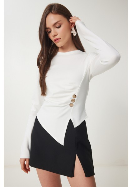 Düğmeli Büzgülü Asimetrik Kesim Örme Bluz LFW0001 KEMİK modelleri
