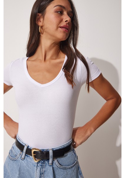 V Yaka Örme T-Shirt