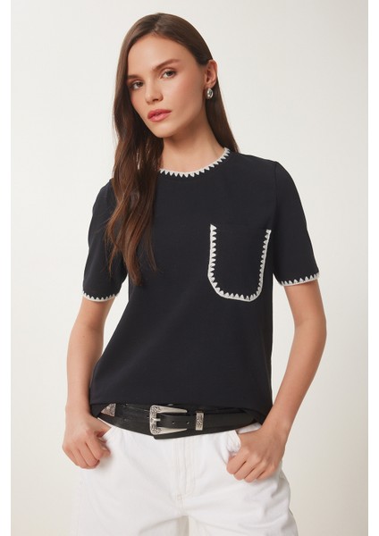 Kontrast Şertili Örme T-Shirt
