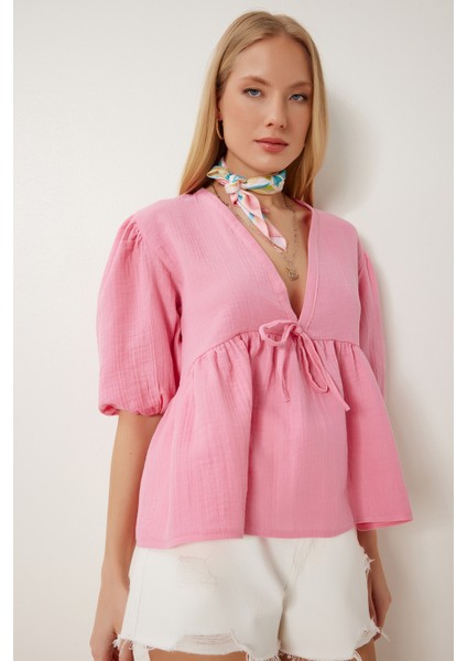 V Yaka Bağlama Detaylı Volanlı Müslin Bluz LAN0032 PEMBE fiyatları