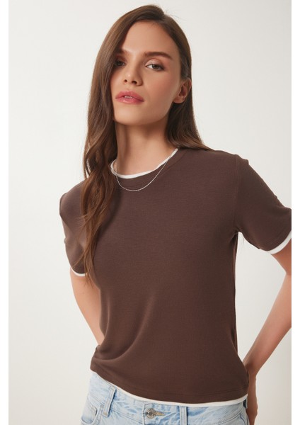 Kontrast Şerit Detaylı Örme T-Shirt