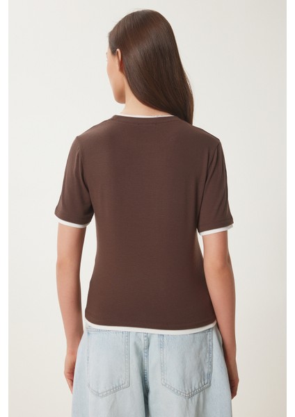 Kontrast Şerit Detaylı Örme T-Shirt indirimleri