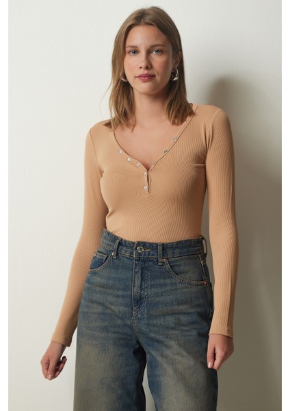 Düğmeli Yaka Fitilli Crop Örme Bluz LLD0004 BİSKÜVİ fırsatları