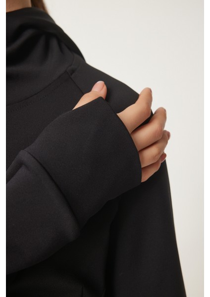 Parmak Detaylı Kapüşonlu Fermuarlı Örme Sweatshirt