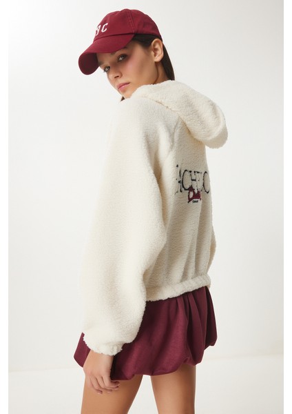 Kapüşonlu Sloganlı Peluş Sweatshirt fırsatları