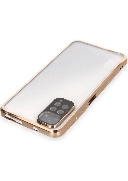 Newface Xiaomi Redmi Note 11 Kılıf Razer Lensli Silikon - Gold