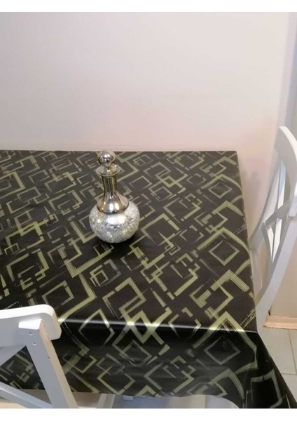 Elyaflı Pvc Muşamba Desenli Silinebilir Masa Örtüsü
