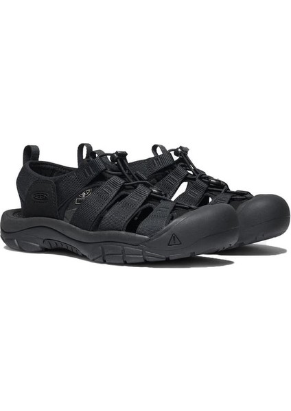 1025028 Newport H2 Triple Black Kadın Sandalet fırsatları