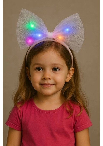 Bfs Rengarenk LED Işıklı Fiyonk Şekilli Tül Parti Tacı Beyaz Renk 25X25 cm modelleri