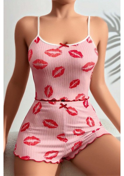 Öpücük Desenli Ip Askılı Şortlu Pijama Takımı