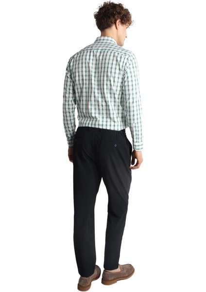 Erkek Lacivert Dynamic Fit Pantolon fırsatları