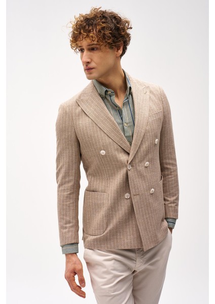 Erkek Bej Slim Fit / Dar Kalıp Geniş Kırlangıç Ceket fiyatları