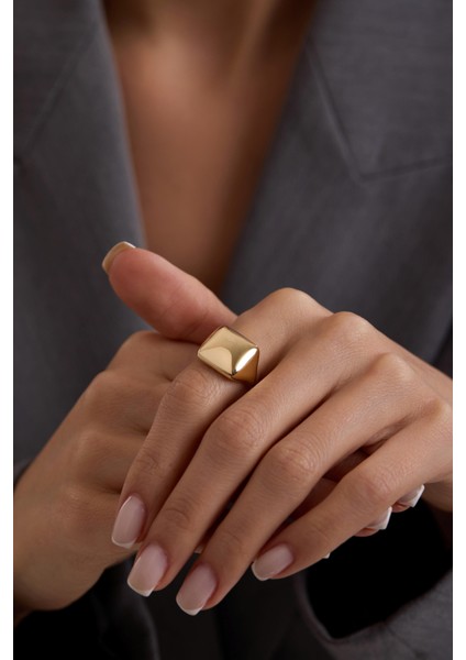 14 Ayar Bombeli Kare Altın Yüzük fırsatları