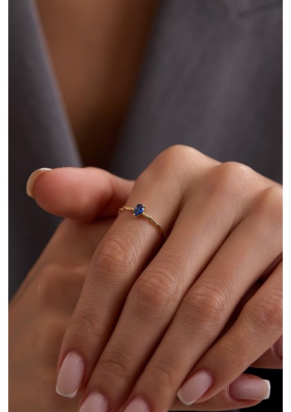 14 Ayar Mavi̇ Taşlı Sarmal Altın Yüzük modelleri