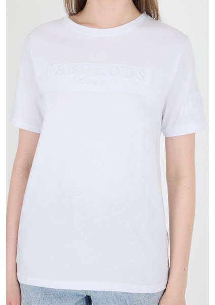 Beyaz Kabartma Yazılı Relaxed Fit Tişört 25209 fırsatları