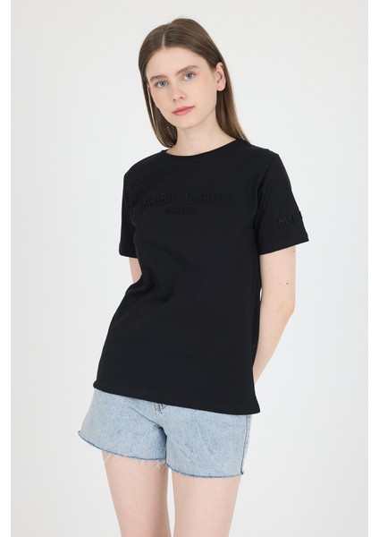 Siyah Kabartma Yazılı Relaxed Fit Tişört 25209