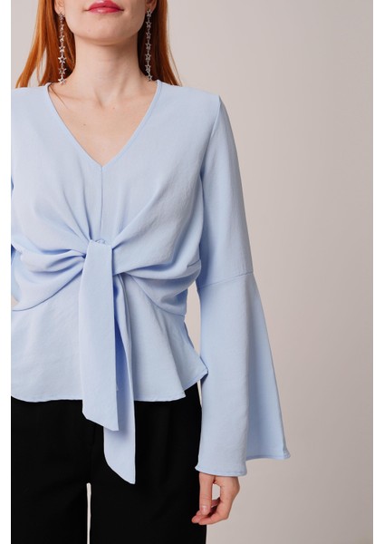 Ön Bağlamalı Volan Kol Bebe Mavisi Bluz modelleri