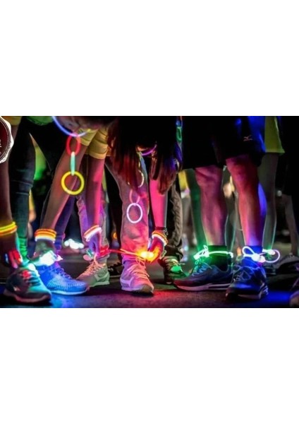 Bfs Karanlıkta Yanan Parlayan Fosforlu Glow Stick Çubuk Bileklik 50 Adet modelleri