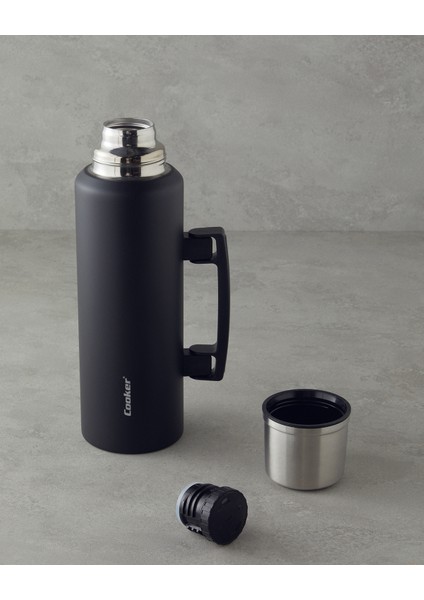 Heatlock Çelik Bardaklı Termos 1,5l Siyah