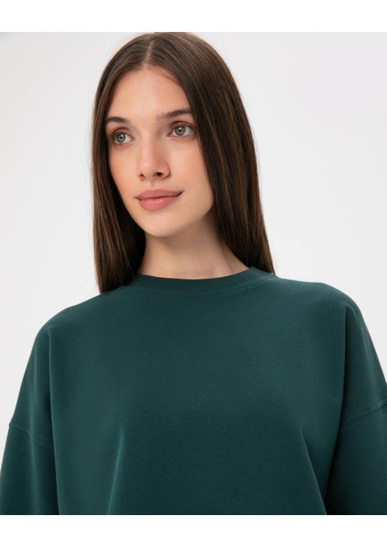 Kadın Koyu Yeşil Basic EasySize Sweatshirt - Uzun Kollu, Basic Fit, Sertifikalı Organik Pamuk, Günlük ve Spor Sweat modelleri