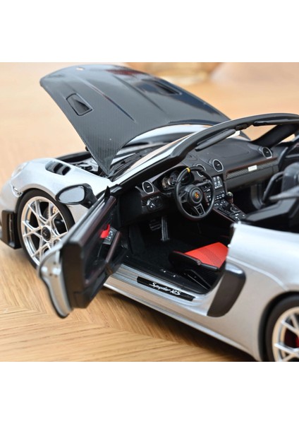 1/18 Porsche 718 Spyder Rs W/ Weissach Pack 2023 Gt-Silvermetallic