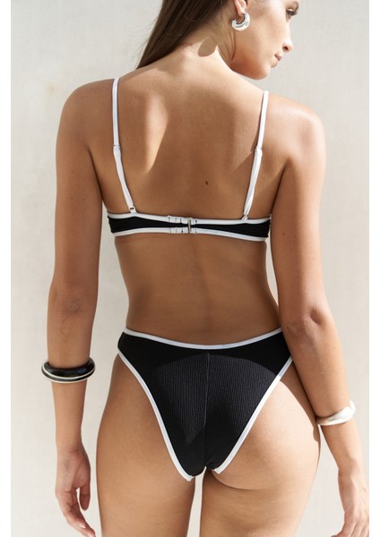 Laili Kontrast Şerit Detaylı Siyah Bikini Altı