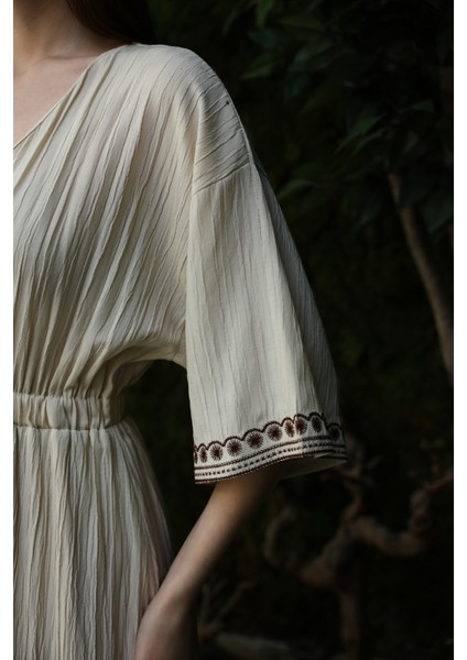 Nakışlı Muslin Elbise