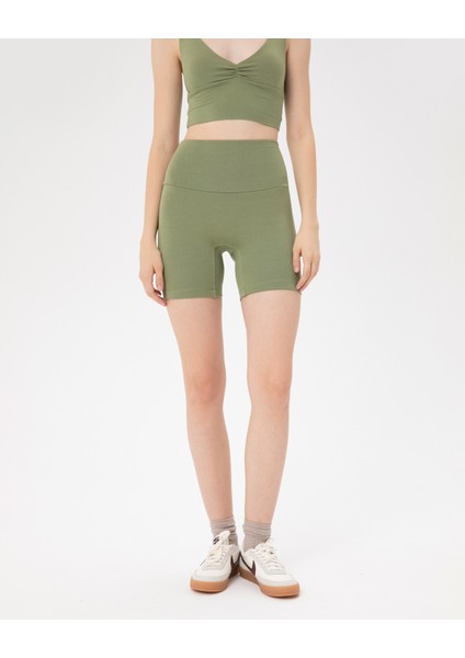 Kadın Açık Yeşil Viskoz Şort - EcoVero Viskoz Yüksek Bel, Önü Dikişsiz, Çift Kat Kumaş, Yoga Pilates Biker Şort
