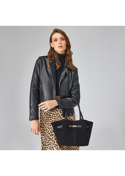 %100 Hakiki Süet Deri Uzun Askı ve Mıknatıs Kapama Detaylı Kadın Omuz Çantası fiyatları