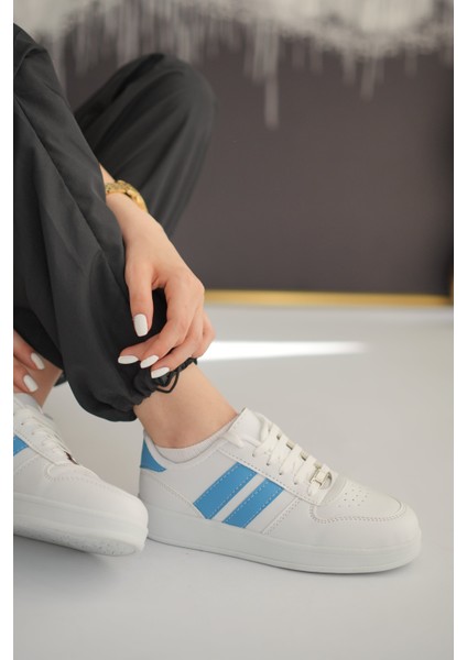 Kadın Beyaz Günlük Sneaker indirimleri