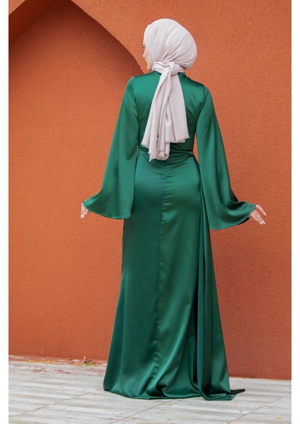 Asil Yan Kuyruk Saten Abiye-Zümrüt modelleri