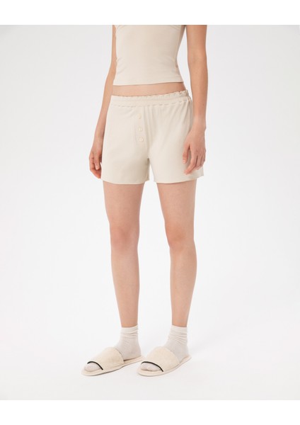 Kadın Krem Büzgülü Pijama Boxer - EcoVero™ Viskoz, Mini Boy, Büzgülü Bel, Ön Düğmeli, Evde Rahat ve Esnek Pijama Boxer