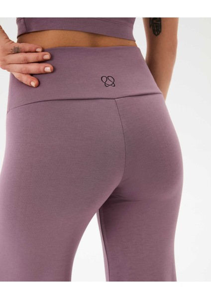 Kadın Lila Kapri Flow Şortlu Pantolon - Çift Kat Korsajlı, İç Şort Katmanlı, Kapri Boy, Normal Bel, Pilates, Yoga, Günlük ve Spor Aktiviteleri İçin Hafif ve Rahat Pantolon fırsatları