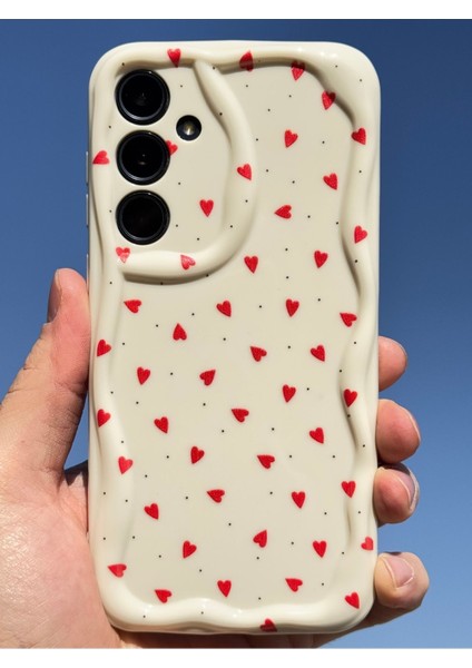 Samsung Galaxy S25 Kılıf Kamera Korumalı Dalga Kenarlı Kırmızı Kalp Desenli Silikon Kapak