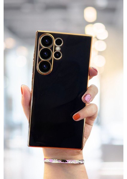 Samsung Galaxy S23 Ultra Kılıf Parlak Kenarlı Altın Işlemeli Kamera Korumalı Bark Kapak