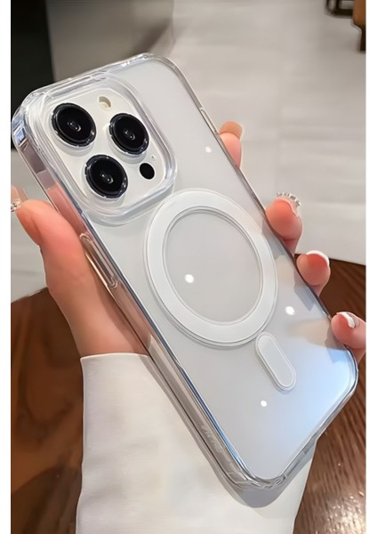 Apple iPhone 15 Pro Max Kılıf Magsafe Wireless Kablosuz Şarj Destekli Sert Şeffaf Darbe Emici Kapak