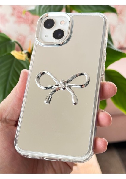 Apple iPhone 15 Uyumlu Kılıf Aynalı Gümüş 3D Fiyonk Desenli Darbe Emici Silikon Kapak