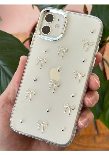 Apple iPhone 12/12 Pro Kılıf Fiyonk Desenli Şeffaf Simli Gümüş Kamera Çıkıntılı Parlak Kapak