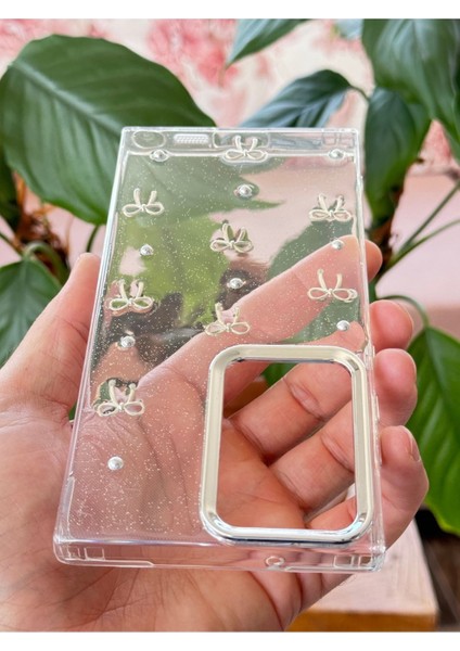 Samsung Galaxy S25 Ultra Uyumlu Kılıf Fiyonk Desenli Şeffaf Simli Gümüş Kamera Çıkıntılı Parlak Kapak