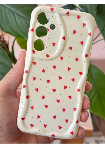 Samsung Galaxy A14 Kılıf Kamera Korumalı Dalga Kenarlı Kırmızı Kalp Desenli Silikon Kapak