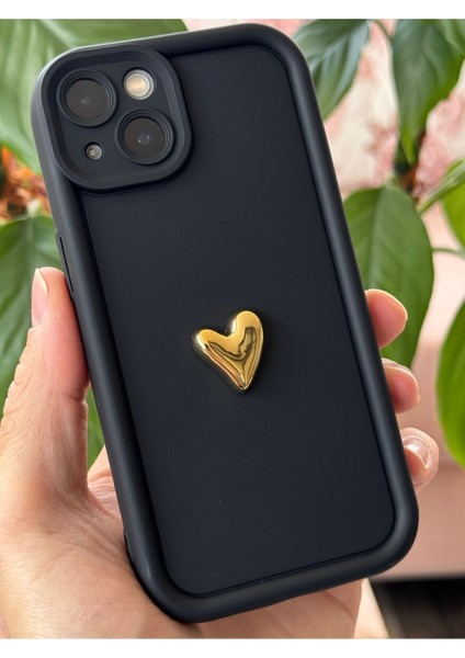 Apple iPhone 13 Kılıf 3D Kalp Tasarımlı Siyah Desenli Yumuşak Kamera Korumalı Silikon Kapak modelleri