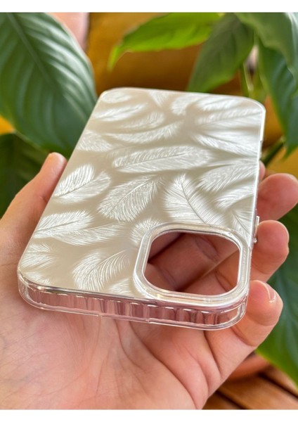 Apple iPhone 16 Kılıf Parlak Beyaz Yaprak Desenli Darbe Emici Kamera Korumalı Renkli Kapak