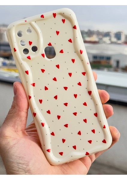 Samsung Galaxy A21S Kılıf Kamera Korumalı Dalga Kenarlı Kırmızı Kalp Desenli Silikon Kapak
