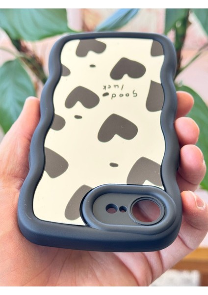 Apple iPhone 16E Kılıf Aynalı Kalp Desenli Yumuşak Kenarlı Kamera Korumalı Silikon Kapak