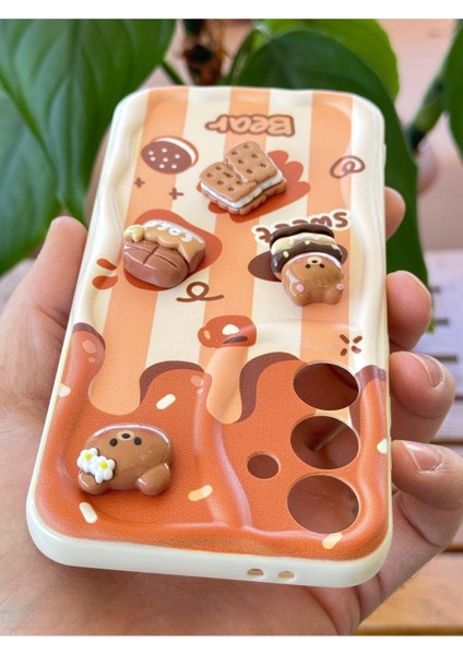 Samsung Galaxy A55 Uyumlu Kılıf Tasarımlı Desenli Kamera Korumalı Ayıcık Bisküvi Renkli Cofffe Silikon Kapak
